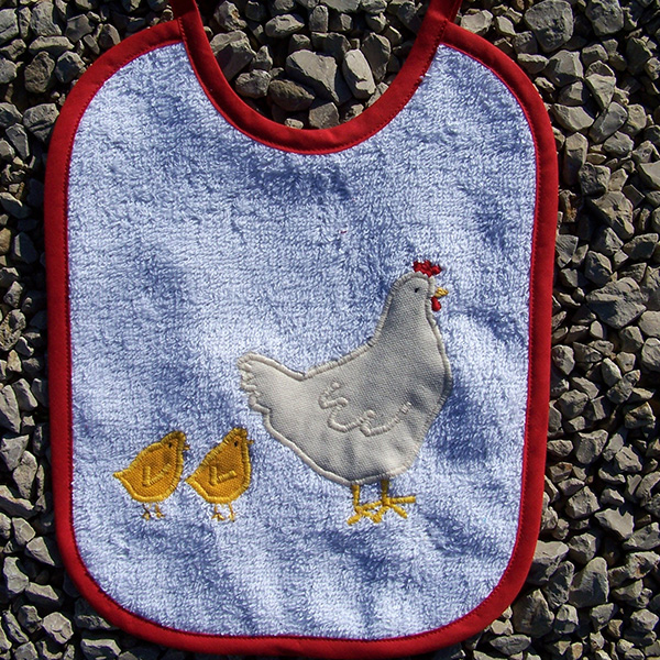 Bavoir poule et poussins