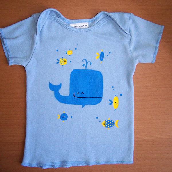 t-shirt enfant baleine bleue