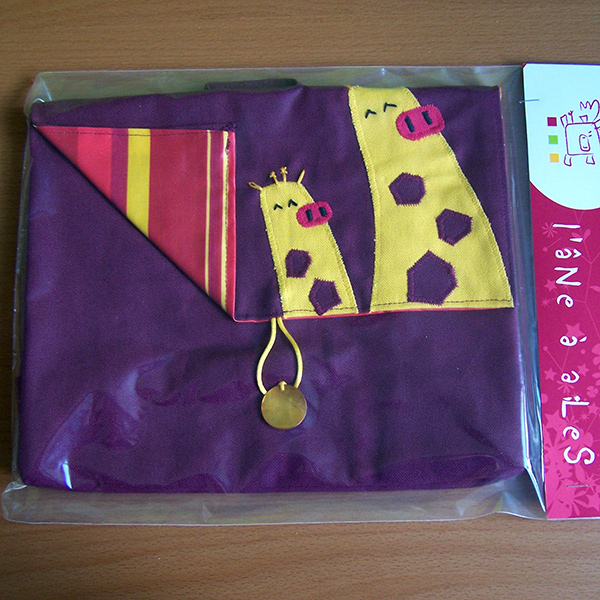 trousse de toilette girafe prune